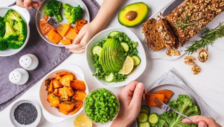 Chuyên gia dinh dưỡng chỉ ra sai lầm khiến bạn ăn chay chẳng những không khỏe mà còn mệt hơn