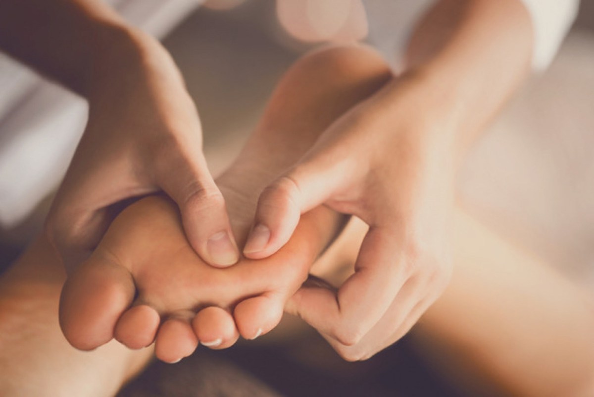 Bàn chân lạnh có ảnh hưởng gì đến sức khỏe